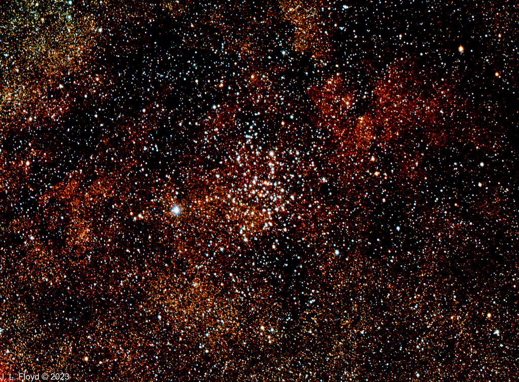 M23 - Open Cluster in Sagittarius
In front of an extensive gas and dust network.  Around 300 million years old and 2050 light-years away.
