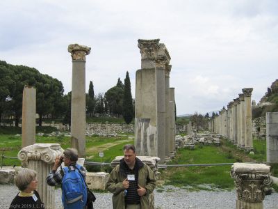 Commercial Agora at Ephesus
Being explored by members of the OCSS Tour Group - Pam Bloxham, David Lindquist, Jim Windlinger.
Keywords: Agora;Ephesus;Turkey;Turkey March 2006