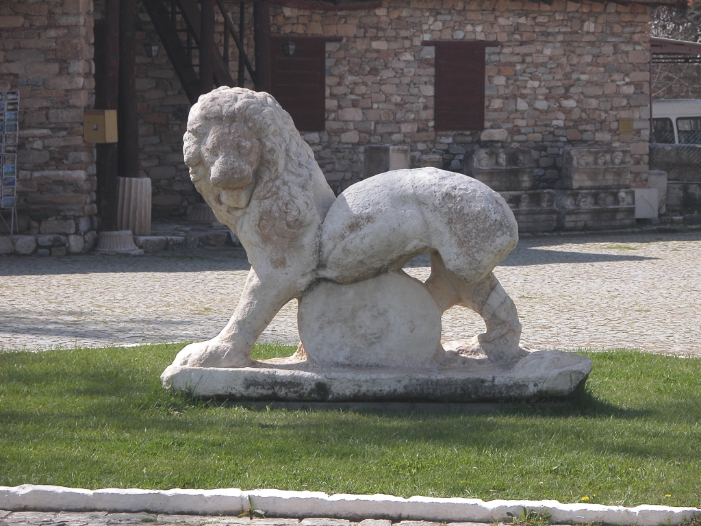 Stone Lion
On display near the Aphrodisias Museum.
Keywords: Aphrodisias