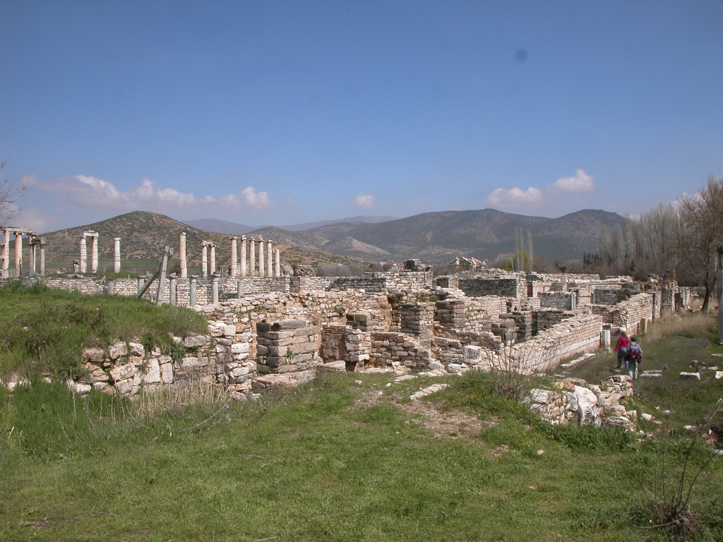 The Temple of Aphrodite
After the conversion of the Roman Empire to Christianity in the fourth century AD, Aphrodisias remained a center of pagan worship and became a focus of resistance to Christianization.
Keywords: Aphrodisias