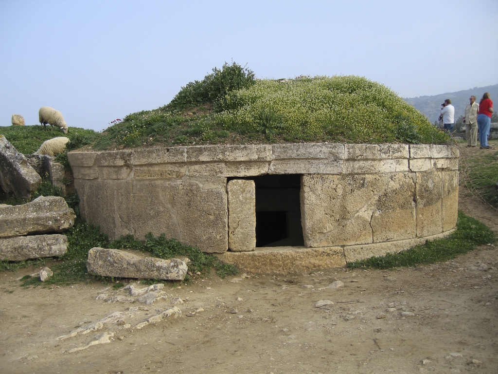 Mausoleum
In the first centuries AD, when the city was at its height, many people came to take the waters at the thermal springs.  Being in poor health, many died and were buried here in the Necropolis.  Now sheep graze on their tombs.
