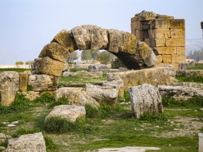 Hierapolis-20060327-0495.jpg