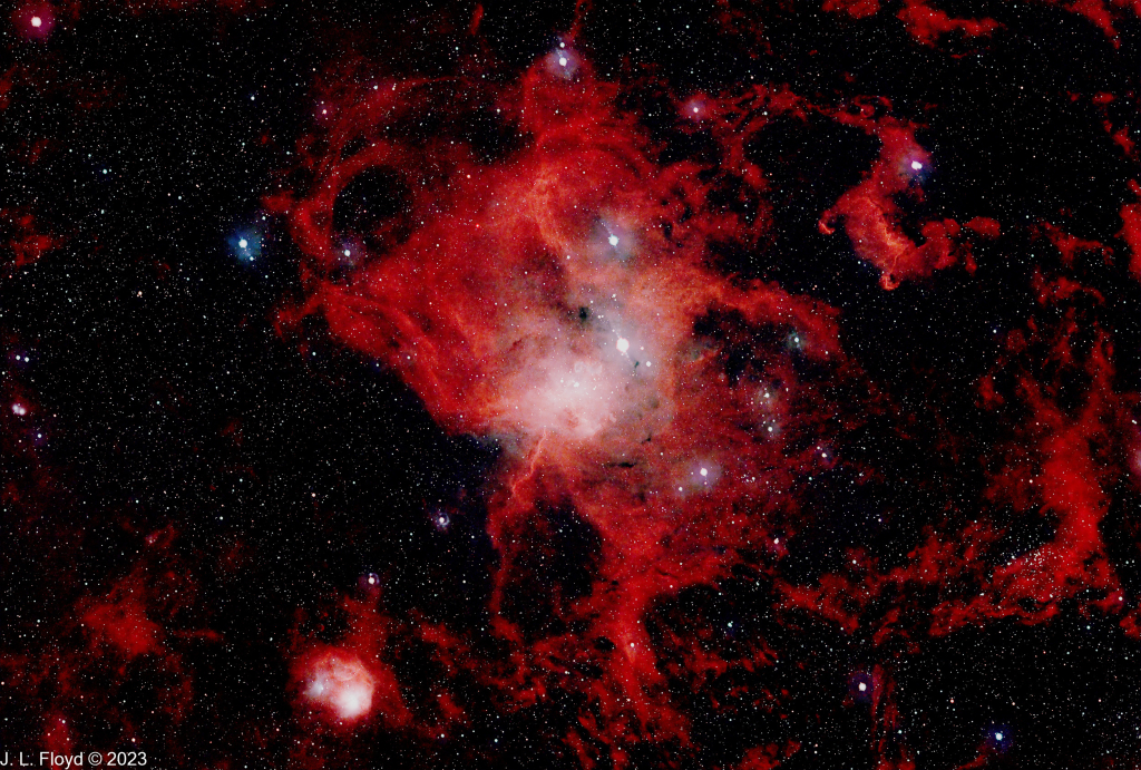 IC417 and NGC1931 - The Spider and the Fly
Emission nebula in Auriga, 100 light-years across and 10,000 light-years from Earth. The Fly (NGC1931) is about 7,000 light-years away.
