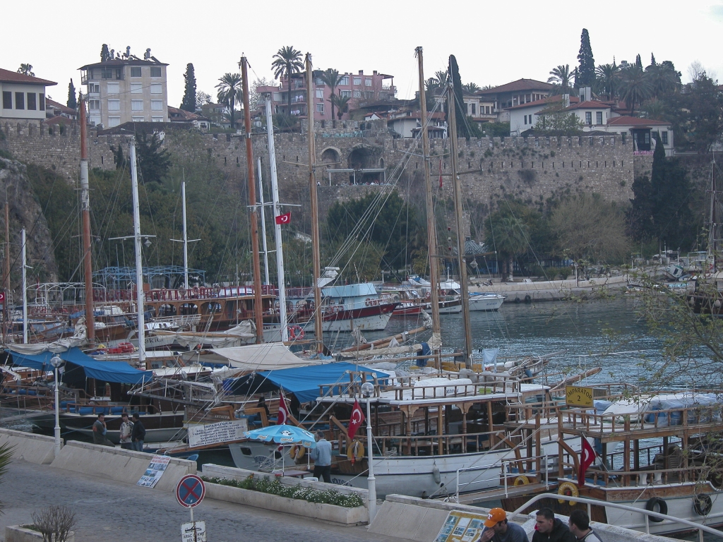 A Forest of Masts
The fortifications guarding the Old Harbor provide a perfect backdrop for the crowded marina below.
