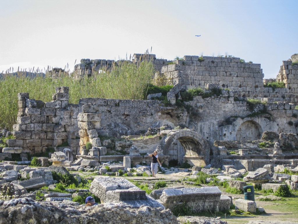Basilica
Next to the Hellenistic Gate is a Christian basilica, built in the 6th century AD.
