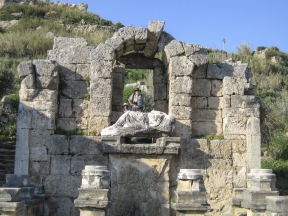 Perge-20060328-0704.jpg