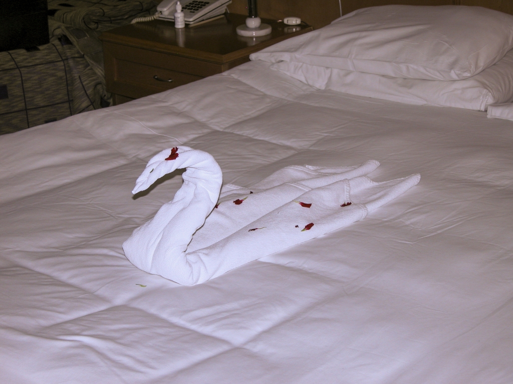 The Crowning Touch
The towel folded in the shape of a swan, with rose petals sprinkled over it, was unlike anything I've  seen before or since, and it was just one of the many features that put the Kaya Side in a class by itself.
