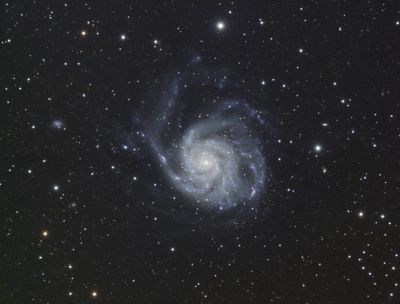 Messier 101 - The Pinwheel Galaxy
Face-on spiral galaxy in the constellation Ursa Major.  A colossus among galaxies, 170,000 light-years across (Milky Way is 105,700), with a trillion stars. Distance - approx. 25 million light-years from Earth.
