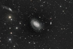 NGC4725-LRGB-201805122132-pscfinal.jpg