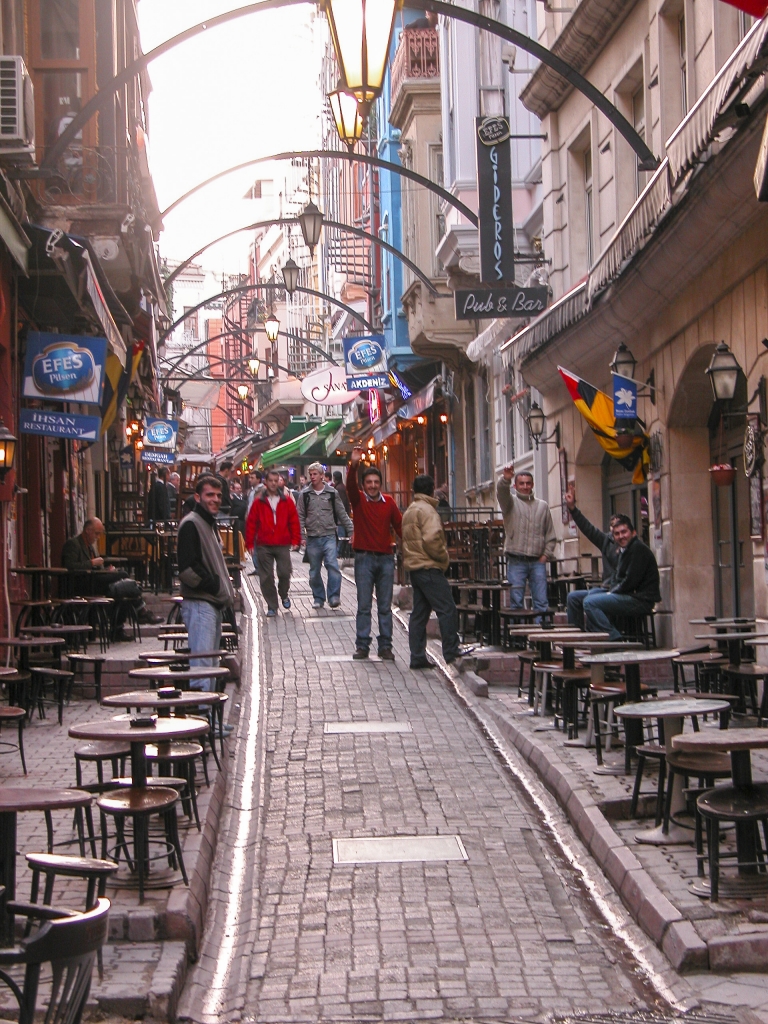 Local Color
In the 1970s and 80s the Istiklal side streets were notorious for their bars and bordellos, but then gentrification set in; we saw plenty of bars and pubs, but no evidence of any bordellos.
