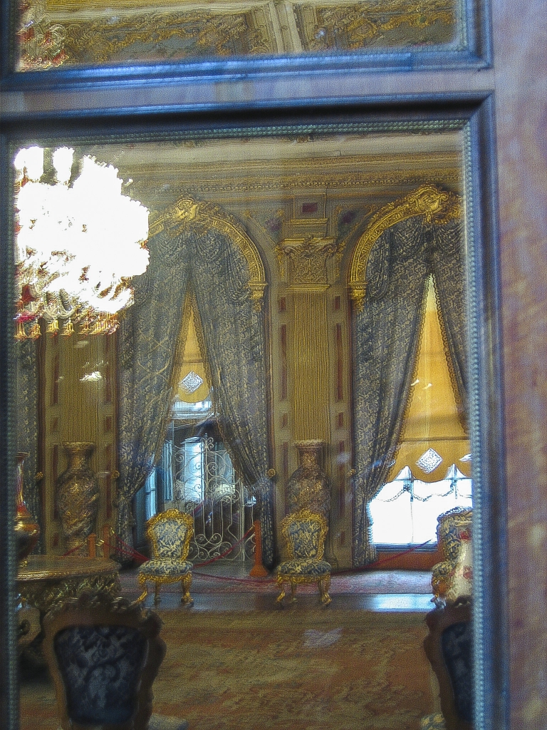 Blue Room
Where the Sultan met with the public, when he was so inclined.

