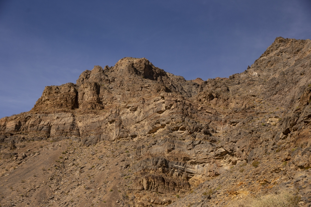 Twisted Rocks
Bizarre rock formations tower over us as we proceed on the way from Leadfield.
