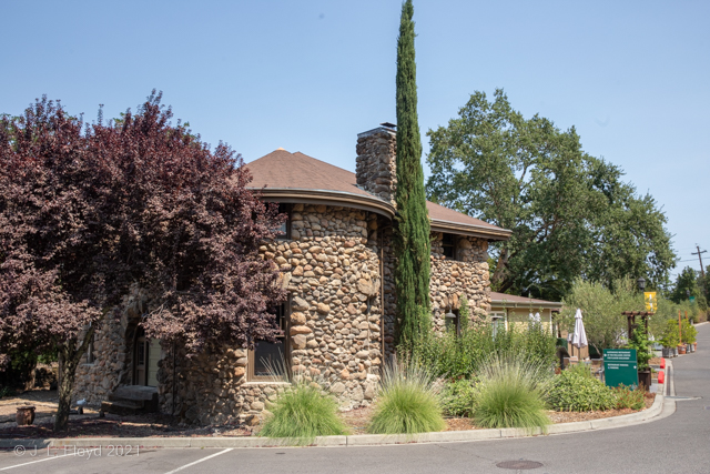Gatehouse Restaurant
The CIA restaurant adjacent to the Greystone chateau in St Helena.
