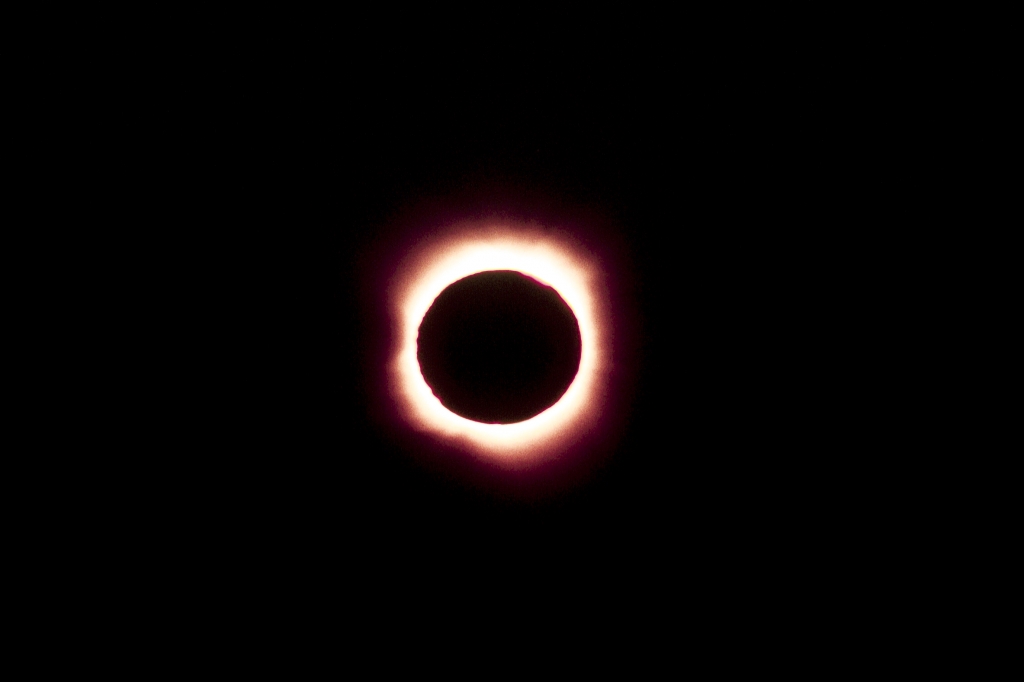 Totality
Totality began at 7:41:20 and lasted for about 25 seconds.

