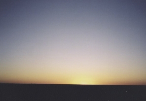 SolarEclipse-20021204-AEA10sunset.jpg