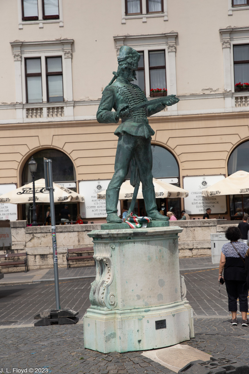 Statue of the Old Hussar Statue of the Old Hussar